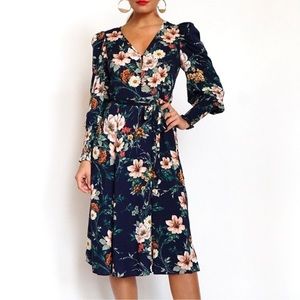 Yumi Kim Newbury Dress Size Medium Blue Floral Print